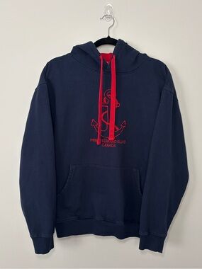 Prince Edward Island Embroidered Souvenir Hoodie Navy Blue Size L